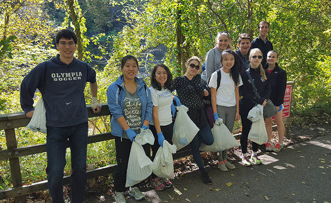 picture of the alliance for clean water student group cleaning up