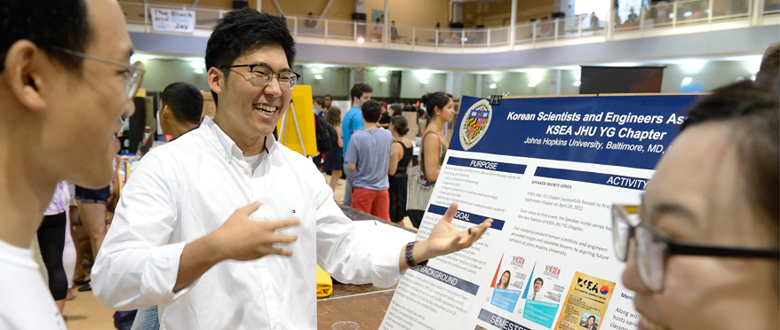 Students talk at the Involvement Fair